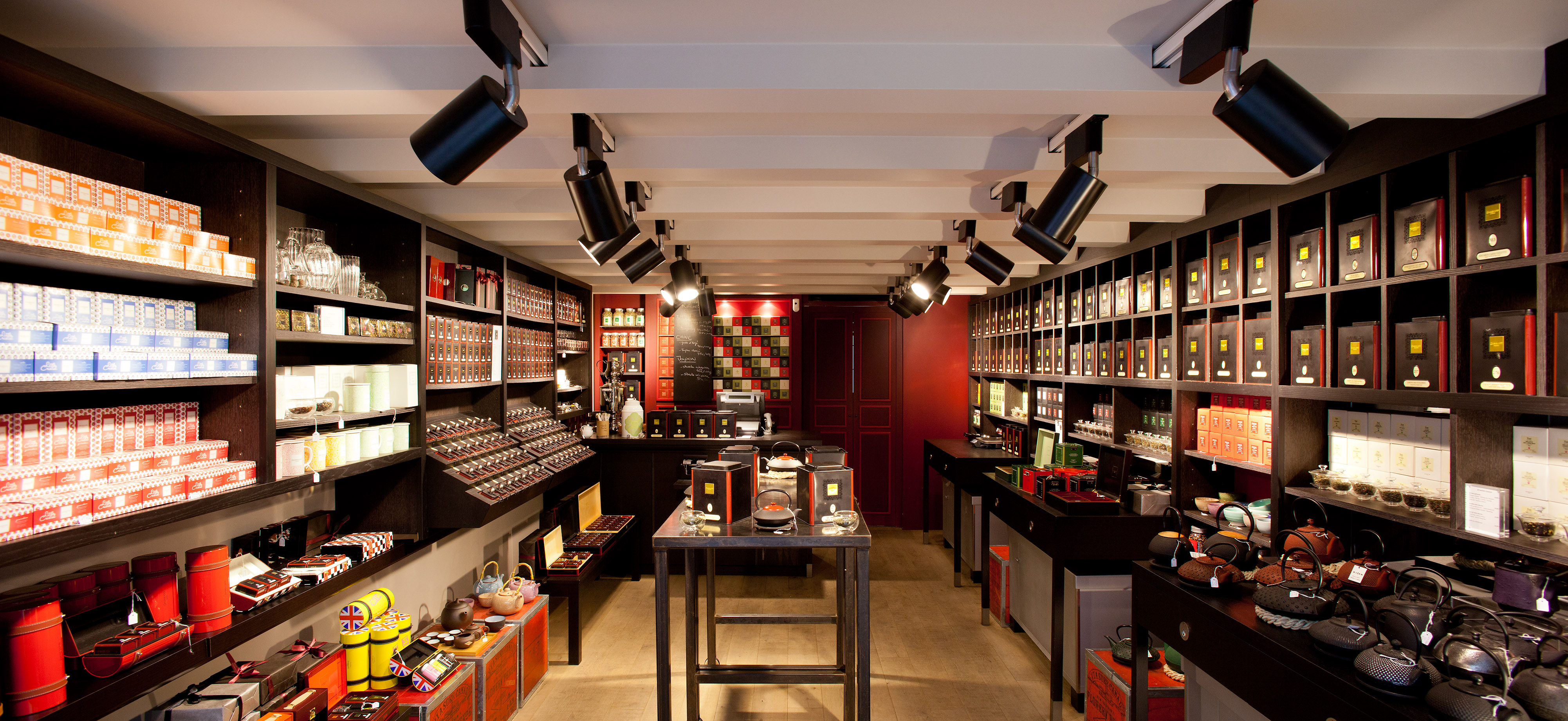 Dammann Frères outlet in Paris