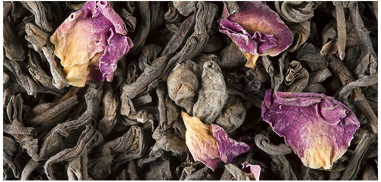 LES THÉS SOMBRES AROMATISÉS