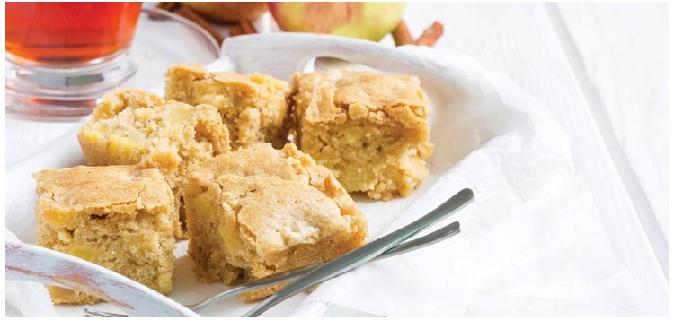 RECETTE DE GÂTEAU AUX POMMES INFUSÉE AU THÉ OOLONG CARAMEL AU BEURRE SALÉ